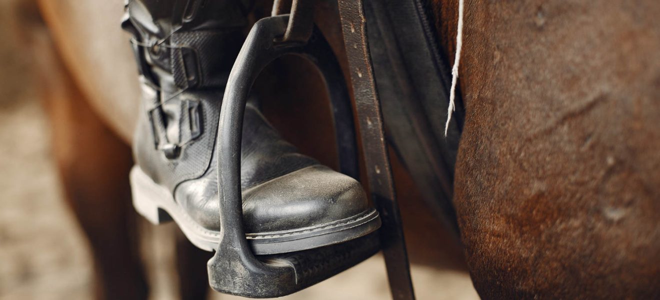 Strzemiona jeździeckie